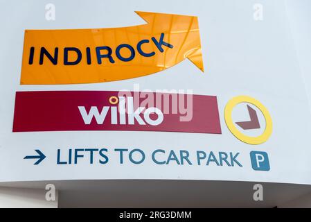 Wegbeschreibung Wilko Store im Victoria Shopping Centre in Southend on Sea, Essex, UK. Auch Indirock und Aufzüge zum Parkplatz Stockfoto