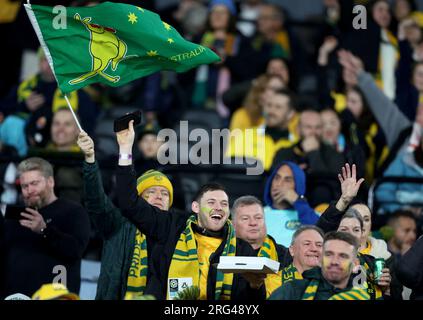 Sydney, Australien. 7. Aug. 2023. Zuschauer jubeln vor dem Spiel 16 zwischen Australien und Dänemark bei der FIFA Women's World Cup 2023 in Sydney, Australien, am 7. August 2023. Kredit: Zhang Chen/Xinhua/Alamy Live News Stockfoto