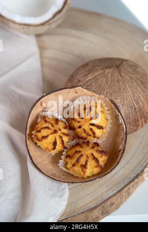 Kokosnusskekse aus Kokosflocken, Kopra als Hauptbestandteil. Stockfoto