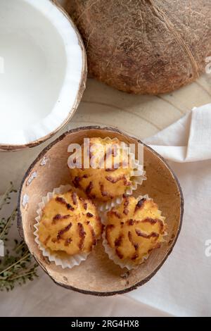 Kokosnusskekse aus Kokosflocken, Kopra als Hauptbestandteil. Stockfoto