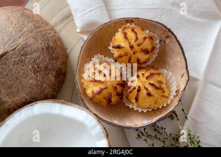 Kokosnusskekse aus Kokosflocken, Kopra als Hauptbestandteil. Stockfoto