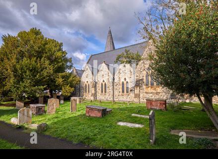 Marienkirche und Friedhof. East Molesey, Surrey, Großbritannien. Stockfoto