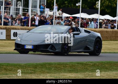 Lamborghini Huracan EVO Spyder, Supercar Run, eine Gelegenheit, die renommiertesten Autos der Welt zu sehen, zu hören und aus nächster Nähe zu erleben, und für einige glückliche Stockfoto