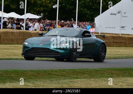 Aston Martin Vantage F1 Edition, Supercar Run, eine Gelegenheit, die renommiertesten Autos der Welt aus nächster Nähe zu sehen, zu hören und zu erleben, und für ein paar glückliche Stockfoto