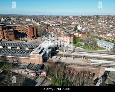 London U-Bahn-Station Finchley North London UK Drohne, Luftfahrt, Vogelperspektive, Stockfoto