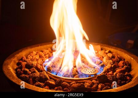 Flame Bone Fire Hintergrund kopieren Raum Grafikressourcen selektiver Fokus Stockfoto