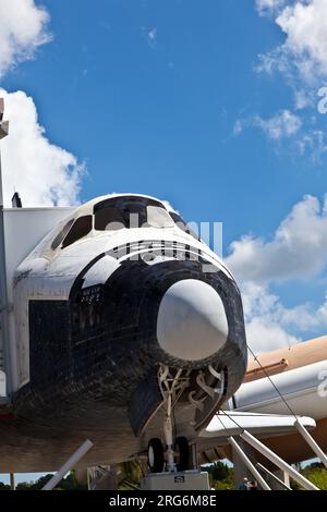 ORLANDO, USA - 25. JULI: Das ursprüngliche Space Shuttle Explorer, das am Kennedy Space Center steht, öffnet am 25. Juli 20 für Besucher, die auch ins Innere eintreten können Stockfoto