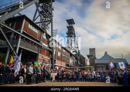 Charleroi, Belgien. 08. Aug. 2023. Illustrationen die Bilder zeigen eine Gedenkfeier der Minenkatastrophe Bois du Cazier in Marcinelle, Charleroi, am Dienstag, den 08. August 2023, anlässlich des 67. Jahrestages der Tragödie. Am 8. August 1956 wurden bei einem Brand, der die Mine zerstörte, 262 Menschen getötet. BELGA PHOTO VIRGINIE LEFOUR Kredit: Belga News Agency/Alamy Live News Stockfoto