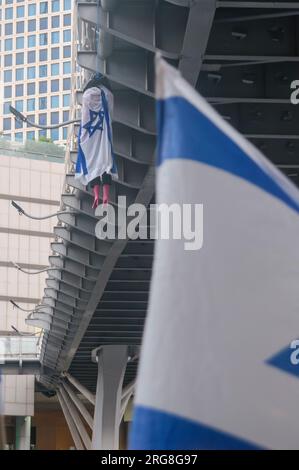 Woche 30 der Anti-Diktatur-Demonstrationen in der Kaplan Street Tel Aviv, Israel 29. Juli 2023 Stockfoto