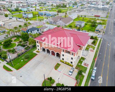 Galveston, TX, USA - 23. Juli 2023: Luftdrohnenfoto Galveston Fire Station 1 Stockfoto