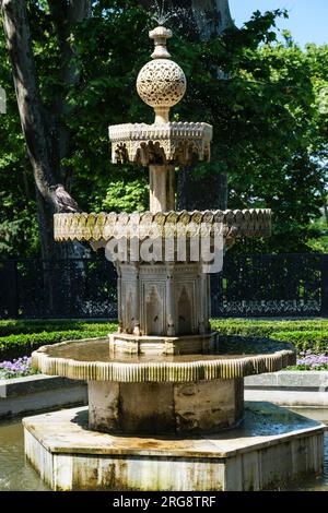 Istanbul, Türkei, Türkiye. Brunnen im vierten Innenhof des Topkapi-Palastes. Stockfoto