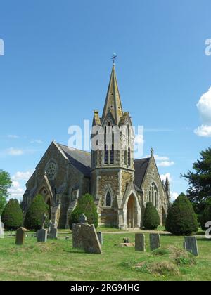 St. John the Baptist Church, Lower Shuckburgh, Warwickshire. Es wurde nach einem Brand im Jahr 1864 wieder aufgebaut. Stockfoto