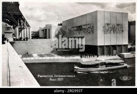 Internationale Ausstellung in Paris - 1937 - Englischer Pavillon, entworfen von Olivier Hill, zusammen mit Abella (französischer Mitarbeiter). Stockfoto