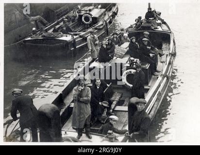 Kleine Fähre/Exkursion/Vergnügungsboot - Bridlington, East Yorkshire - Keine Landung Küstenstrecken vom Hafen nach Flamborough Head. Stockfoto