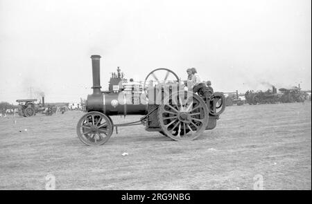 Ruston Hornsby Universal Engine, Regn. MACH 2953, Nummer 115100, Hildary. Gebaut 1922 von Ruston and Hornsby Ltd (R&H) aus Lincoln und Grantham, angetrieben von einer 7 NHP-Einzylinder-Dampfmaschine. Stockfoto