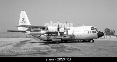 United States Marine Corps - Lockheed KC-130F 148248 (msn 282-3574 - Einheitencode QB - Rufzeichen 248) von VMGR-352 (Marine Aerial Refueller Transport Squadron-352). 148248 wurde am 19. Oktober 2004 in AMARC eingestellt. (Hinweis:- Bezeichnungen von Staffeln in USN & USMC VMGR - V=Flugzeugschwadron, M=Marines, G=Transport, R=Betankung) Stockfoto