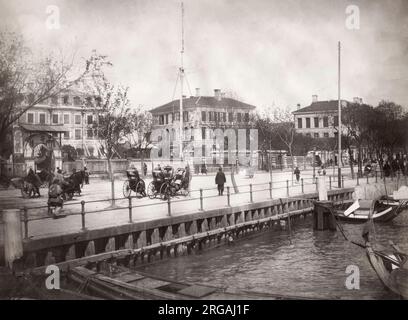 Vintage Ende 19th Jahrhundert Foto: Blick entlang der Bund, Shanghai, China. Stockfoto