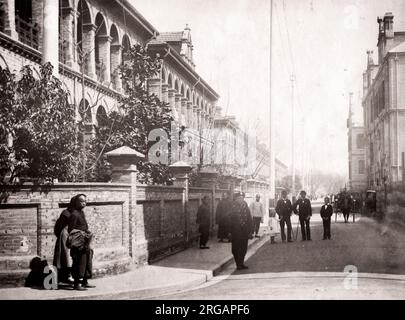 Straßenszene, Shanghai, China, c.1890, Fußgänger. Stockfoto