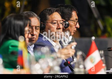 Belem, Brasilien. 08. Aug. 2023. Luis Arce (m.), Präsident von Bolivien, nimmt an der Eröffnung eines Gipfels der Staats- und Regierungschefs der südamerikanischen Amazonasländer Teil. Ziel des Gipfels ist es unter anderem, sich auf einen gemeinsamen Standpunkt für die UN-Klimakonferenz COP28 in Dubai Ende des Jahres zu einigen. Kredit: Filipe Bispo/dpa/Alamy Live News Stockfoto