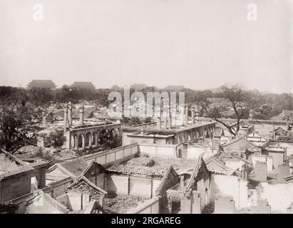 Vintage 19. Jahrhundert Foto: Legation Quarter, Peking Peking, China. Beschädigte Gebäude nach der Vereigerung durch nationalistische Boxer-Truppen, Rebellion. Stockfoto