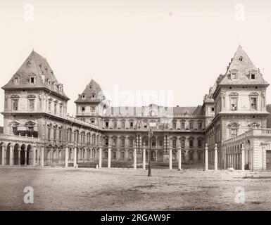 Vintage 19. Jahrhundert Foto: Italien - das Schloss von Valentino (italienisches Castello del Valentino) ist ein historisches Gebäude in der nordwestlichen italienischen Stadt Turin Stockfoto