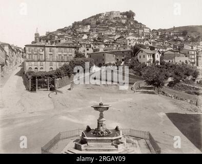 19. Jahrhundert Vintage-Foto - Rocca di Papa ist eine kleine Stadt und Gemeinde in der Metropolstadt Rom, Latium, Italien. Stockfoto