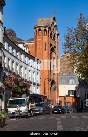 Paris, Frankreich - September 21 2020: Die Kirche Saint-Jean de Montmartre ist eine römisch-katholische Pfarrkirche im 18. Arrondissement von Pari Stockfoto