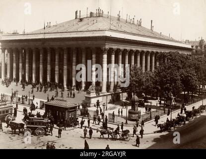 Vintage 19. century Photograph - Bourse, Börse, Paris, Frankreich, geschäftige Straßenszene mit Fußgängern und Pferdeverkehr. c.1890. Stockfoto