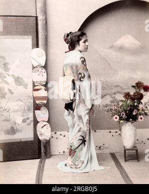 C. 1880 Japan - Geisha im Kimono Stockfoto