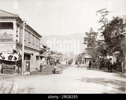 Verkehr auf Sannomiya Straße, Kobe, Japan's c 1880 Stockfoto