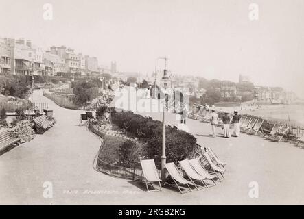 Vintage 19. Jahrhundert Foto: Strand und Uferpromenade bei Broadstairs, Kent Stockfoto