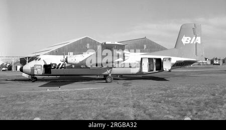 Handley Page HPR.7 Dart-Herald 209 G-BAZJ (msn 183) von British International Airways am Flughafen Blackpool-Squire's Gate im März 1974. Stockfoto