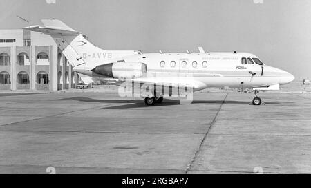 Hawker Siddeley HS.125-3B/RA G-AVVB (msn 25140), von Beecham-Imperial bei der RAF Greenham Common für die internationale Lufttätowierung 1973. Stockfoto