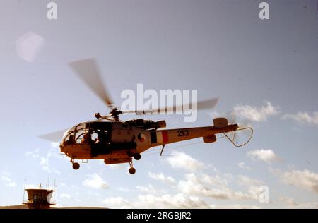 Aer ChÃ³r na heireann — Aerospatiale SA.316B Alouette III 213 (msn 2116) (Aer ChÃ³r na heireann — irish Air Corps). Stockfoto