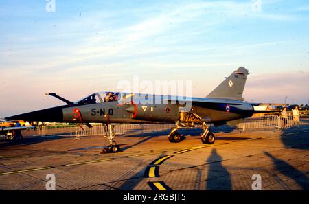 Armee de l'Air - Dassault Mirage F.1C 5-NO (msn 208), von Escadron de Chasse 1/5 'Vendee'. (Armee de l'Air - Französische Luftwaffe). Stockfoto