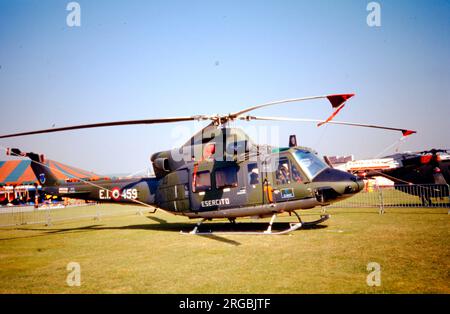 Aviazione dell'Esercito AVES - Agusta-Bell ab.412 MM81259 / Ei-459 (msn 25567),of 53 Gruppo, Middle Wallop am 20. Juli 1990. (Aviazione dell'Esercito AVES – italian Army Aviation). Stockfoto