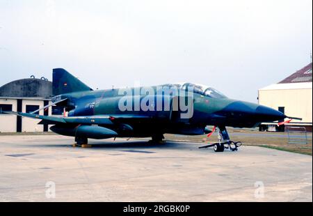 Luftwaffe - McDonnell Douglas RF-4E Phantom II 35+13 (msn 4007), Aufklarungsgeschwader 52. Stockfoto