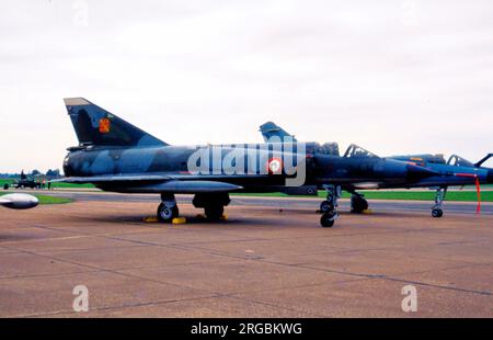 Armee de l'Air – Dassault Mirage IIIE 412/2-LH (msn 412) (Armee de l'Air – Französische Luftwaffe), in der RAF Mildenhall, am 23. August 1980. Stockfoto