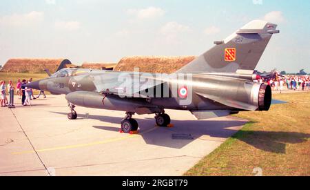 Armee de l'Air - Dassault Mirage F1CT 257 / 30-SD (msn 257), EC 1/30 'Elsass', am Luftwaffenstützpunkt Nordholz für eine Luftausstellung am 18. August 1996. (Armee de l'Air - Französische Luftwaffe). Stockfoto