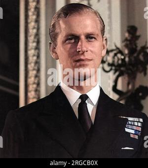 Leutnant Philip Mountbatten, später Prinz Philip, Herzog von Edinburgh (geboren 1921), wurde bei seiner Verlobung mit Prinzessin Elizabeth abgebildet. Stockfoto