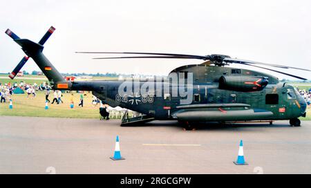 Heeresflieger - VFW-Sikorsky CH-53G 84+85 (msn V65-083, Modell S-65C-1), Heeresfliegerregiment 15. (Heeresflieger - Deutsche Armee Luftfahrt). Stockfoto