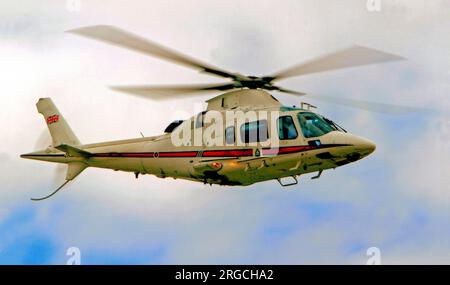 Royal Air Force - Agusta A.109E vom Geschwader Nr. 32. Stockfoto