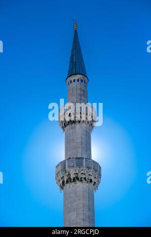 Istanbul, Türkei, Turkiye. Minarett der Moschee von Suleyman, der herrlichen Suleymaniye Moschee. Stockfoto