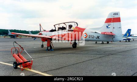 Armee de l'Air - Embraer EMB-312 Tucano 466 / 312-JK (msn 312500), vom DV05,312. (Armee de l'Air - Französische Luftwaffe) Stockfoto