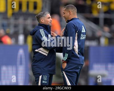 DORTMUND - (lr) Ajax Assistant Coach sagte Bakkati, Ajax Assistant Coach Hedwiges Maduro während des Freundschaftsspiels zwischen Borussia Dortmund und Ajax Amsterdam am Signal Iduna Park am 6. August 2023 in Dortmund, Deutschland. AP | niederländische Höhe | GERRIT VON KÖLN Stockfoto