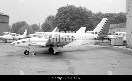 Piper PA-34-200 Seneca CS-APC (msn 34-7450080) Stockfoto