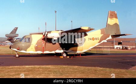 Fuerza Aerea Espanola - CASA C-212-100 Aviocar T.12B-65 - 74-80 (msn ABI-4-127), auf der Mildenhall Air Fete am 27. Mai 1989 (Fuerza Aerea Espanola - Spanische Luftwaffe). Stockfoto