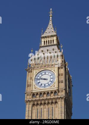 Big Ben in den Häusern des Parlaments aka Westminster Palace in London, Großbritannien Stockfoto