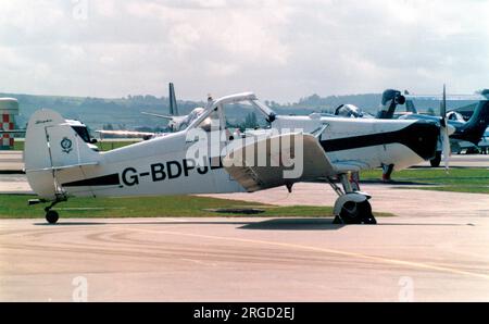 Piper PA-25-235 Pawnee G-BDPJ (msn 25-3665), in Verwendung als Segelschlepper mit der Royal Air Force Gliding and Soaring Association (RSAFGSA), Stockfoto