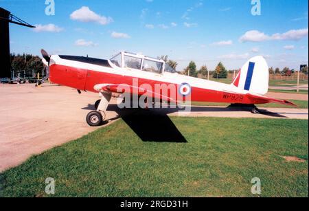 Royal Navy - de Havilland Canada DHC.1 Chipmunk T.10 G-BXCV / WP929 (msn C1/0807). Stockfoto